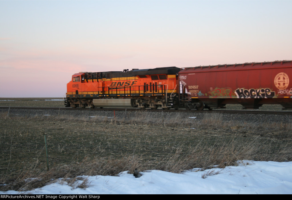 BNSF 6968